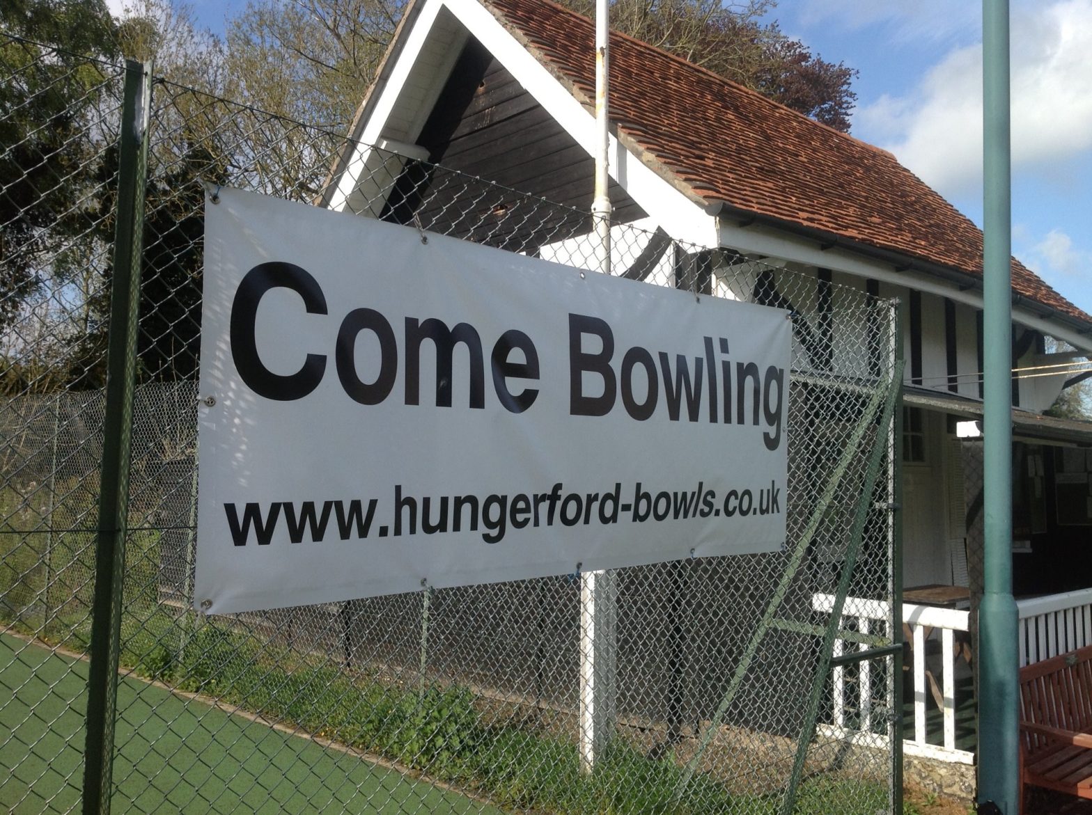 Poster inviting you to come bowling